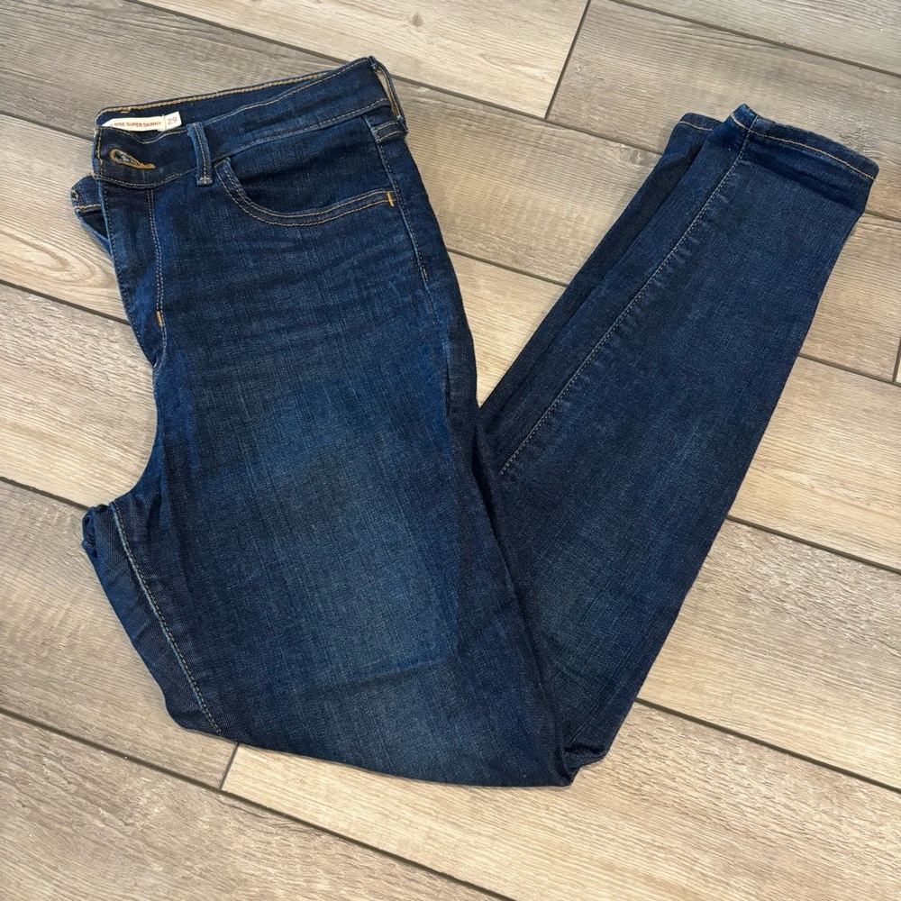 Levi’s Dark Blue Denim Jeans